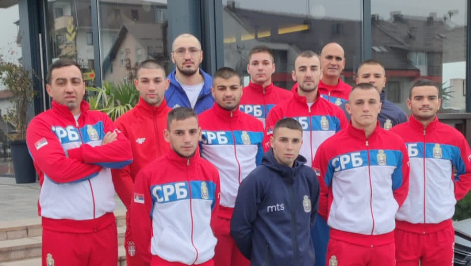 Srpski bokseri u Mariboru jure svetski srebrni pojas