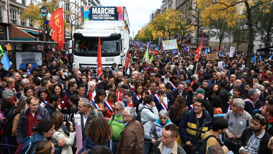 Velike demonstracije u Parizu protiv rastućih troškova života