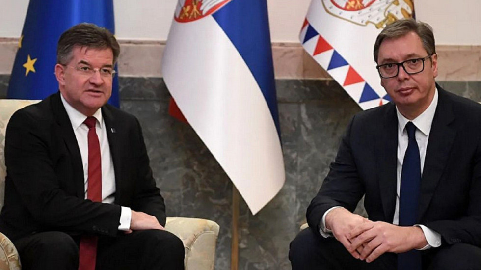 Vučić: Ozbiljan i odgovoran razgovor sa Lajčakom o dijalogu, insistiramo na primeni postignutih sporazuma