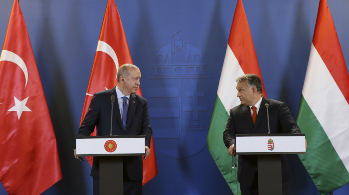 Put u NATO poprečen dvostrukom blokadom: Orban i Erdogan i dalje drže kočnicu za članstvo Švedske i Finske
