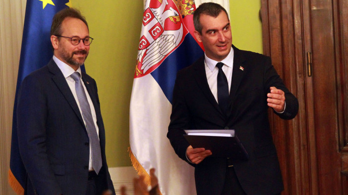 Žiofre uručio Izveštaj Evropske komisije Orliću: U Skupštini je više pluralizma, ističe se međupartijski dijalog