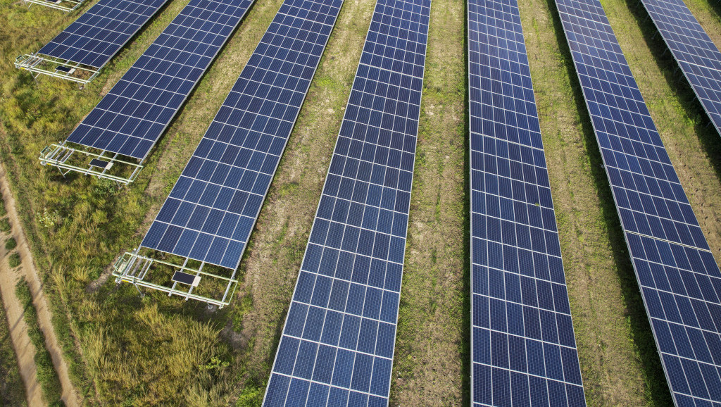 Nur Abu Dabi: Najveća samooperativna solarna elektrana na svetu - 3,3 miliona ploča