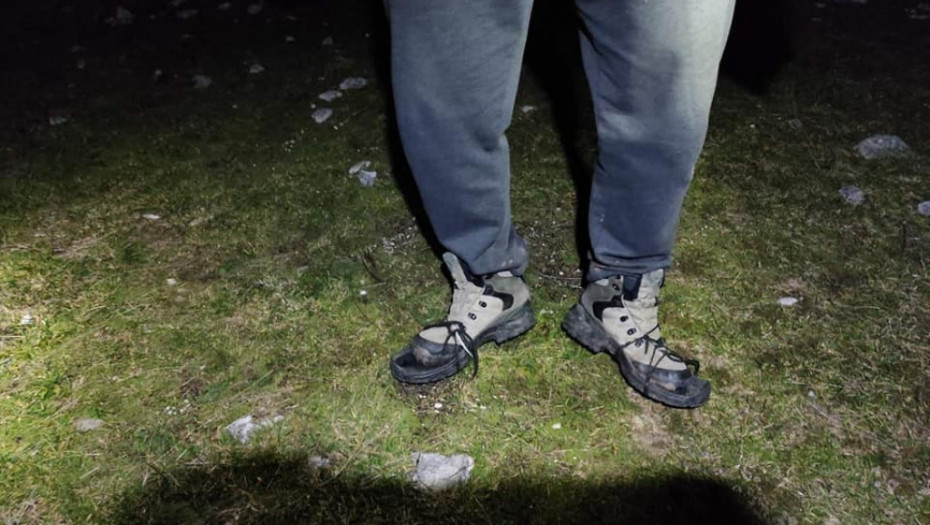 Čudan poziv crnogorskoj Gorskoj službi spasavanja: Srpski turista zvao sa Durmitora da mu donesu cipele (FOTO)