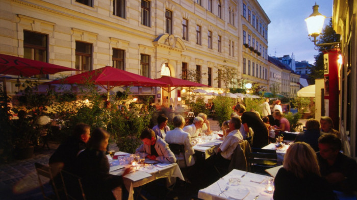 Zbog cene struje ugostitelji u Austriji brišu jela iz jelovnika