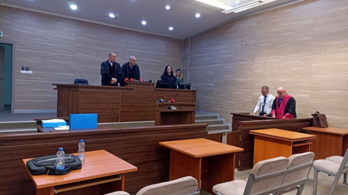 Prištinski sud osudio Ivana Todosijevića na godinu dana zatvora, odbrana najavljuje žalbu