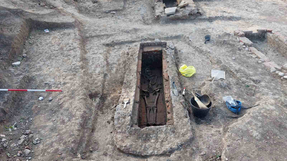 Rani hrišćani i pagani u Naisusu sahranjivani rame uz rame: Šta su sve arheolozi otkrili u niškoj antičkoj nekropoli