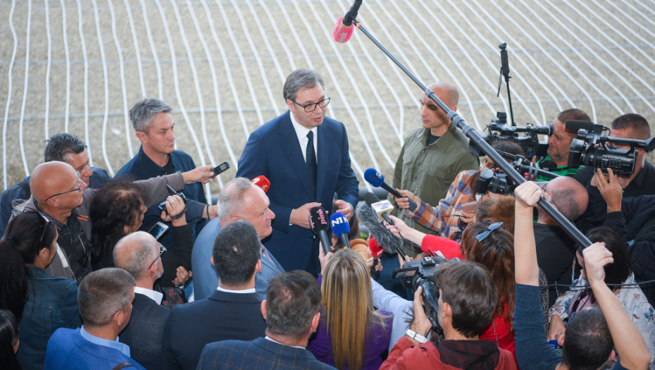Vučić o dokumentu Kvinte: Ima stvari koje možemo da učinimo i onih koje ne možemo, ministri iz SNS znaće se u nedelju