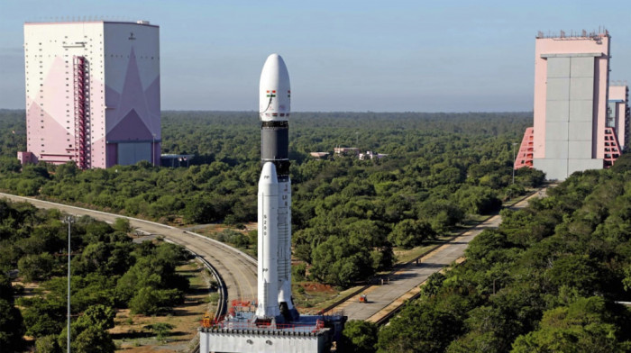 Indija lansirala raketu sa 36 privatnih internet satelita