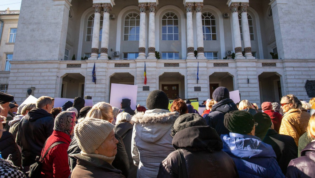 Uoči protesta opozicije u Kišinjevu privedena 52 "sumnjiva  lica", skoro polovina maloletnici