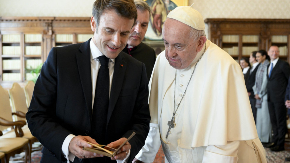 Papa Franja i Makron razgovarali u Vatikanu