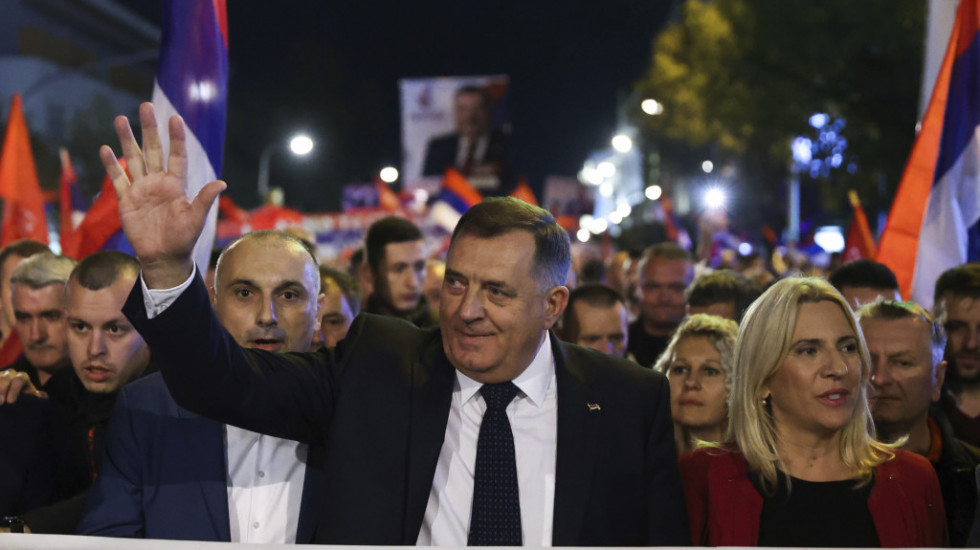 Dodik poručio da je ponosan što je po treći put izabran za predsednika Republike Srpske
