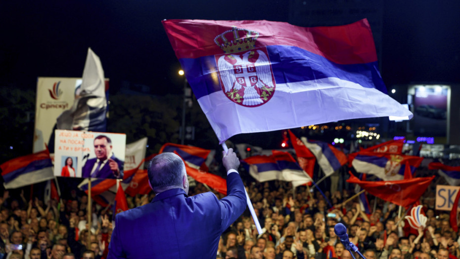 Miting podrške SNSD u Banjaluci: "Vratite nam Ustav da ne bismo morali da odemo iz BiH"