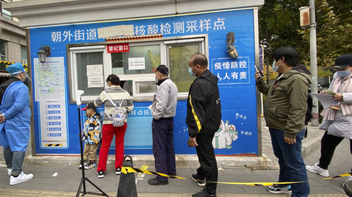 Protesti naterali vlast da promeni odluke: Peking se "opet sprema za život" usled popuštanja kovid mera