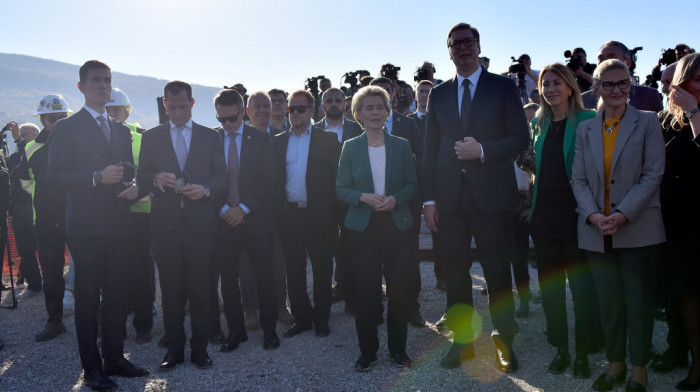 Fon der Lajen: Važno usklađivanje sa politikom EU, verujem da je moguće rešenje za tablice