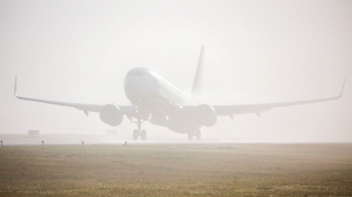 Otkazani brojni letovi na aerodromu u Sarajevu: Gusta magla i ogromno zagađenje prave problem