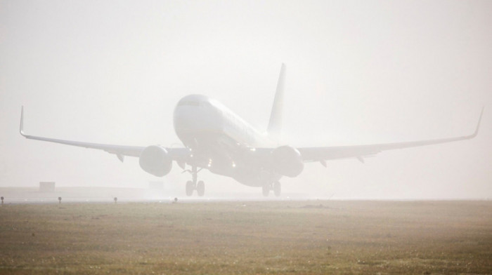 Otkazani brojni letovi na aerodromu u Sarajevu: Gusta magla i ogromno zagađenje prave problem