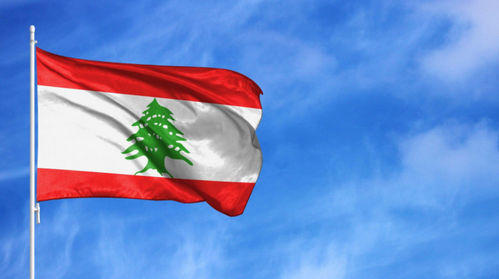 Liban ostao bez predsednika i premijera, zemljom će upravljati prelazna vlada