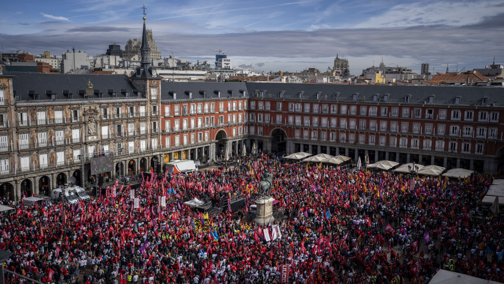 Protesti u Španiji zbog povećanih troškova života, hiljade radnika na ulicama Madrida