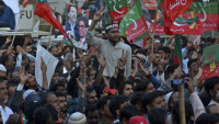 Bivši pakistanski premijer : "Naš marš neće stati. Neću odustati dok sam živ"
