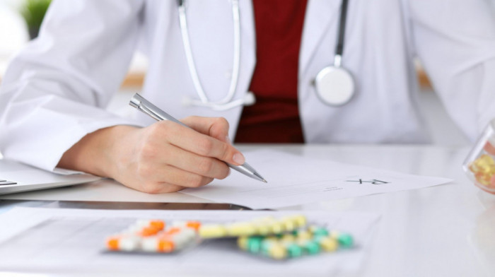 Optužni predlog protiv doktorke, izdavala nevakcinisanima potvrde o vakcinaciji