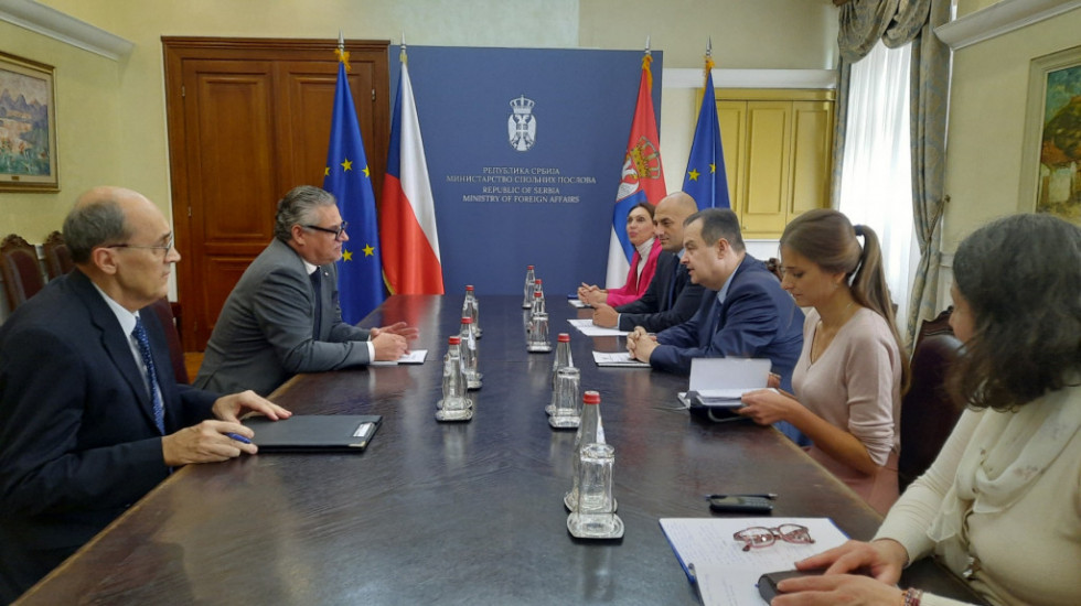 Dačić sa ambasadorom Češke: Planirana poseta Zemana Beogradu početkom 2023.
