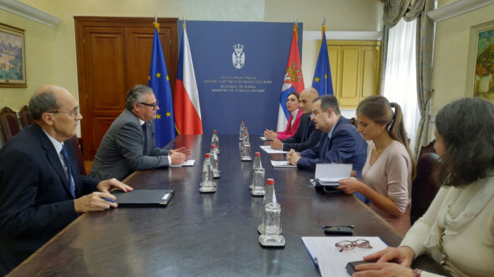 Dačić sa ambasadorom Češke: Planirana poseta Zemana Beogradu početkom 2023.