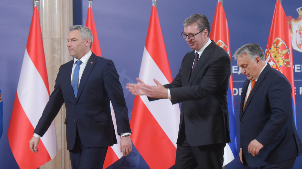 Vučić nakon sastanka sa Orbanom i Nehamerom: Vizni režim za još dve zemlje, želimo da odbrambenu liniju pomerimo na jug