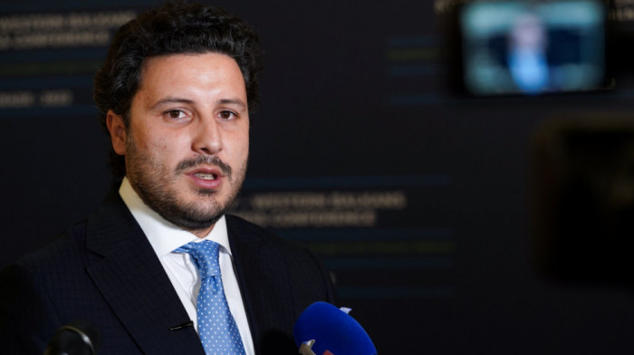 Abazovićeva URA dobila poziv Spajića za sastanak o novoj vladi
