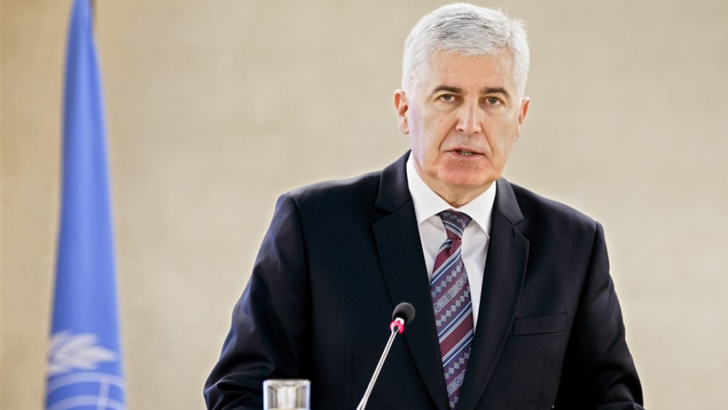 Dragan Čović danas sa delegacijom SNSD u Banjaluci, sinoć se sastao sa biskupom Majićem