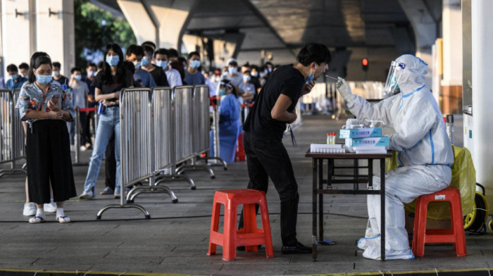 Peking najavljuje uzvratne mere za zemlje koje uvode korona testove za putnike iz Kine
