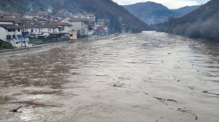 Čaušić o poplavljenim područjima: Prijepolje u fokusu zbog porasta nivoa Lima, mirna situacija u Raškoj