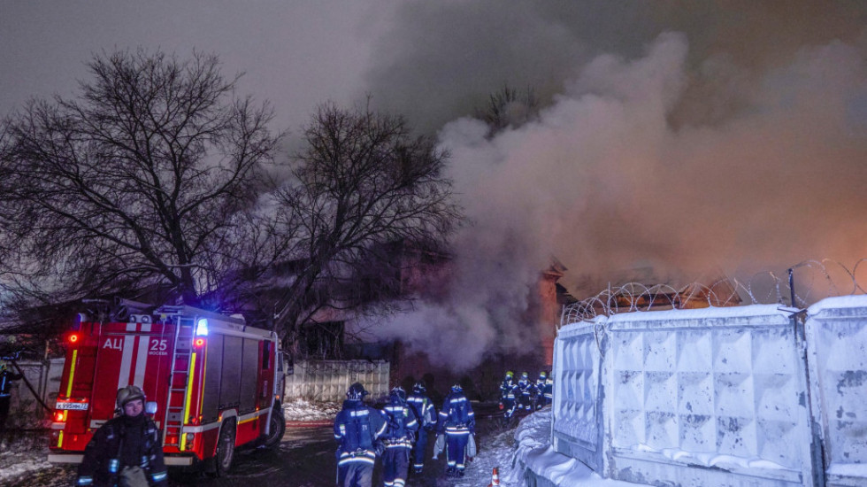 Broj žrtava požara u centru Moskve porastao na sedam, u gašenju učestvovalo više od 120 vatrogasaca