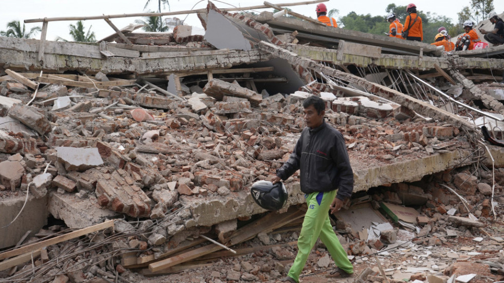 Broj poginulih od zemljotresa u Indoneziji dostigao 310