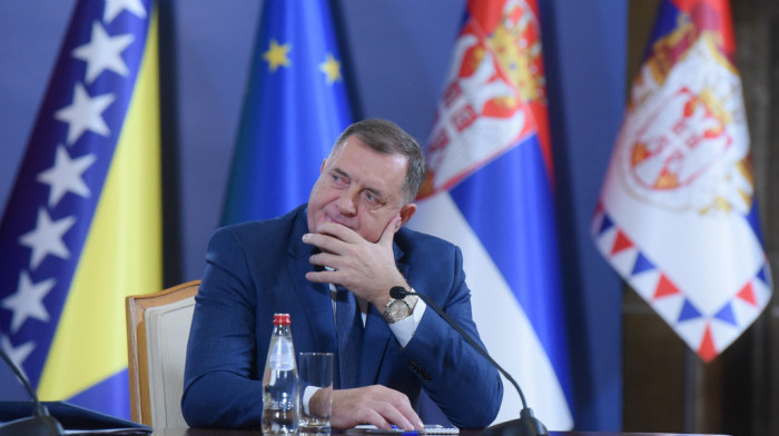 Dodik: Predlažem bar jedan dan sedmično bude bez mešanja diplomata u unutrašnja pitanja BiH