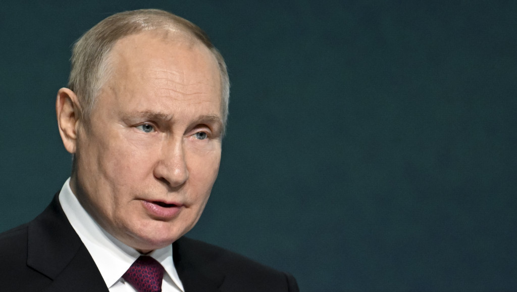 Putin: Biće teških posledica ako se ograniči cena ruske nafte