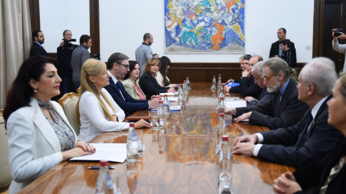 Vučić na sastanku sa Laršeom: Francuska jedan od najznačajnijih partnera Srbije
