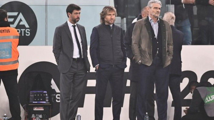 Predsednik Juventusa Andrea Anjeli u uprava kluba podneli ostavke