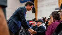 Kanadski premijer posetio starosedelačko pleme nakon  masakra u septembru: Pomoć preživelima
