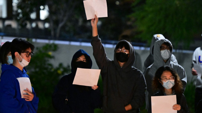 Protesti u Kini ne staju: Sukob policije i demonstranata u gradu Guangdžou