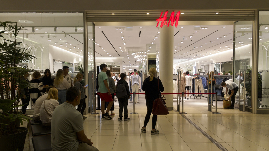 Modni lanac H&M najavio smanjenje broja zaposlenih - kompanija otpušta 1.500 radnika širom sveta