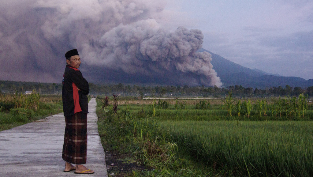 Erupcija vulkana na ostrvu Java, počela evakuacija stanovnika