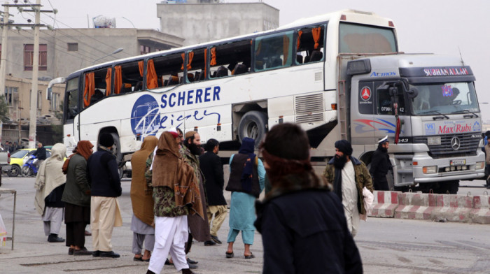 Najmanje sedmoro ljudi poginulo u eksploziji autobusa na severu Avganistana