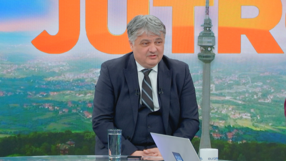 Lučić: Kvarovi na mreži zbog snega, do kraja dana trebalo bi da budu rešeni problemi sa mobilnom telefonijom