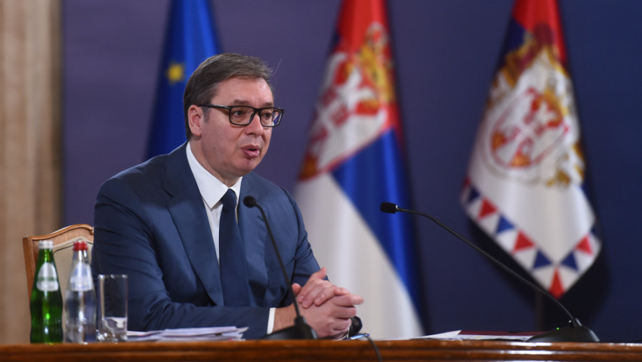 Predsednik Srbije: Pojednostaviti procedure za dobijanje državljanstva Srbije i radnih dozvola