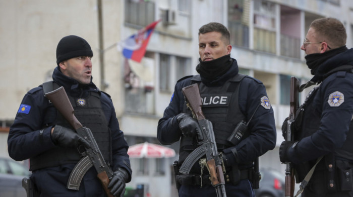 Kosovska policija: Dvojica Srba uhapšena zbog sumnje da su na pucali Božić; Kancelarija za KiM: Unošenje straha