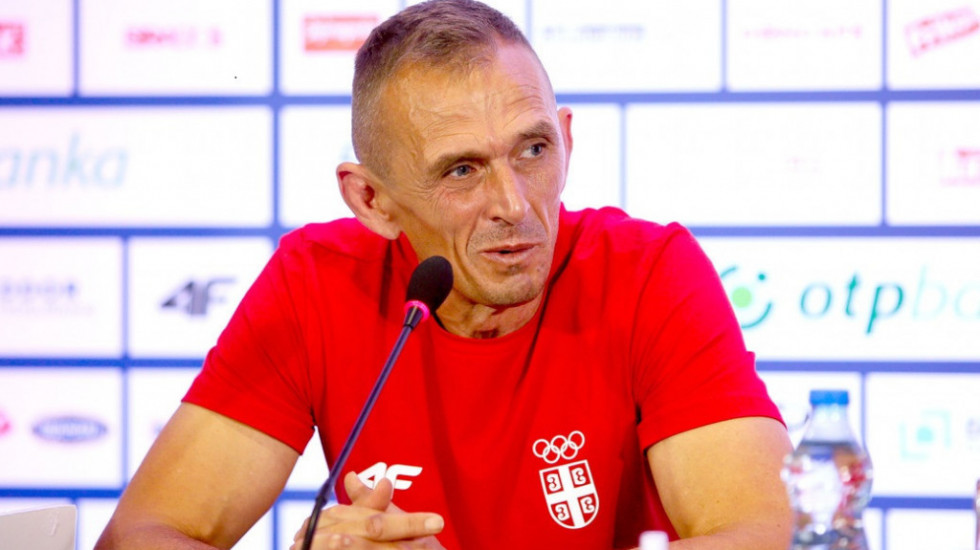 Vojislav Trajković proglašen za najboljeg rvačkog trenera u Srbiji za 2022. godinu