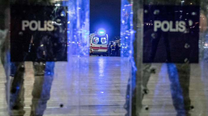 U 11 gradova u Turskoj uhapšeno 56 osoba po poternici Interpola: Terete se za teška krivična dela