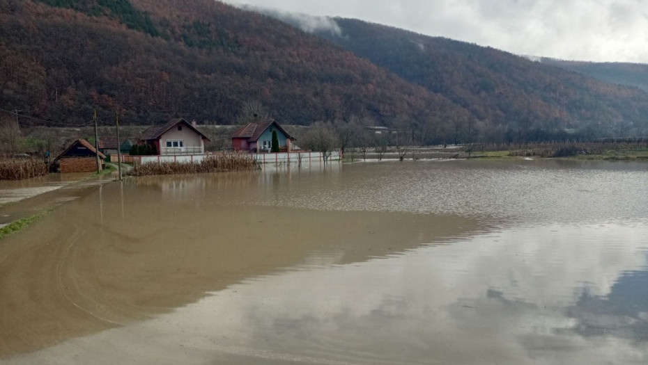 Visok vodostaj u gornjem toku Drine preti da poplavi priobalje oko Bijeljine