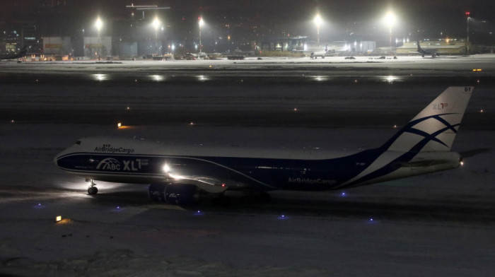 Urušio se hangar na aerodromu u Ajdahu, poginule tri osobe, povređeno devet