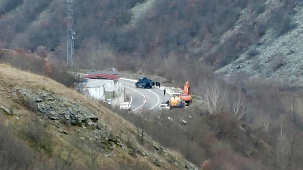 Incident blizu administrativne linije: Grupa Albanaca otvorila vatru na pripadnike Vojske Srbije